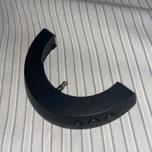 Beats Solo Bluetooth Connector